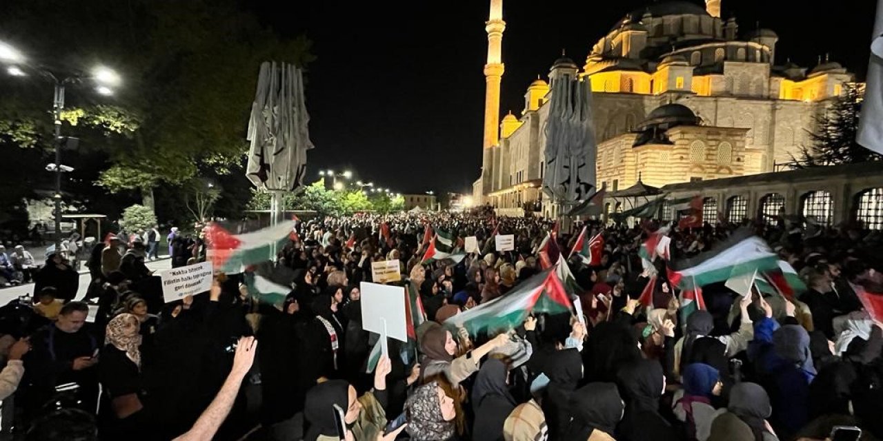 İstanbul Fatih’te yüzlerce kişi Filistin’e destek için buluştu