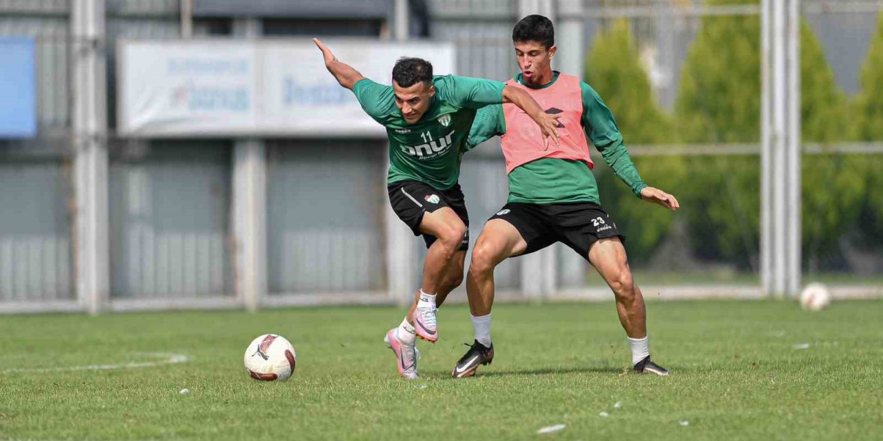 Bursaspor’da Gölcükspor maçı hazırlıkları başladı