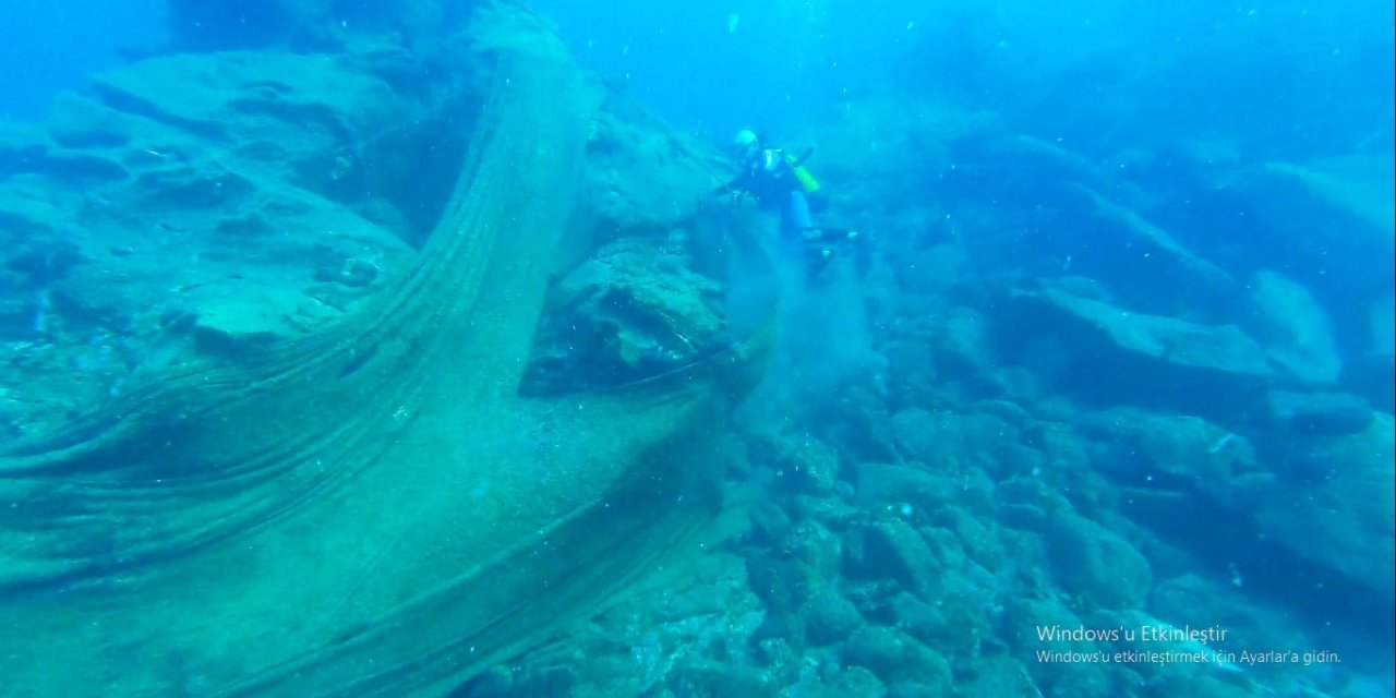 Denizden 500 metrekare hayalet ağ topladılar