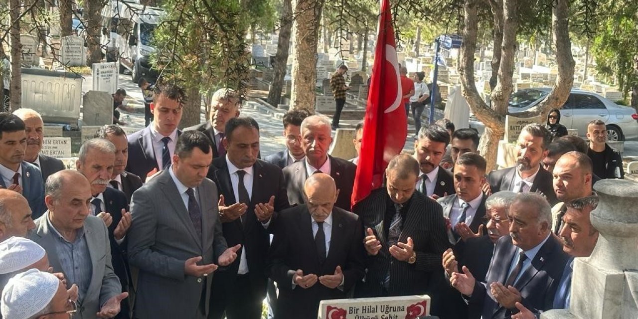 12 Eylül Darbesi’nde idam edilen Mustafa Pehlivanoğlu, ölüm yıl dönümünde mezarı başında anıldı