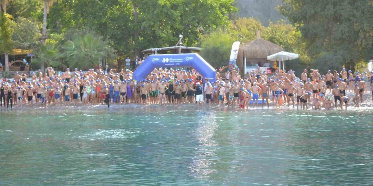 Fethiye Açık Su Yüzme Yarışı sona erdi