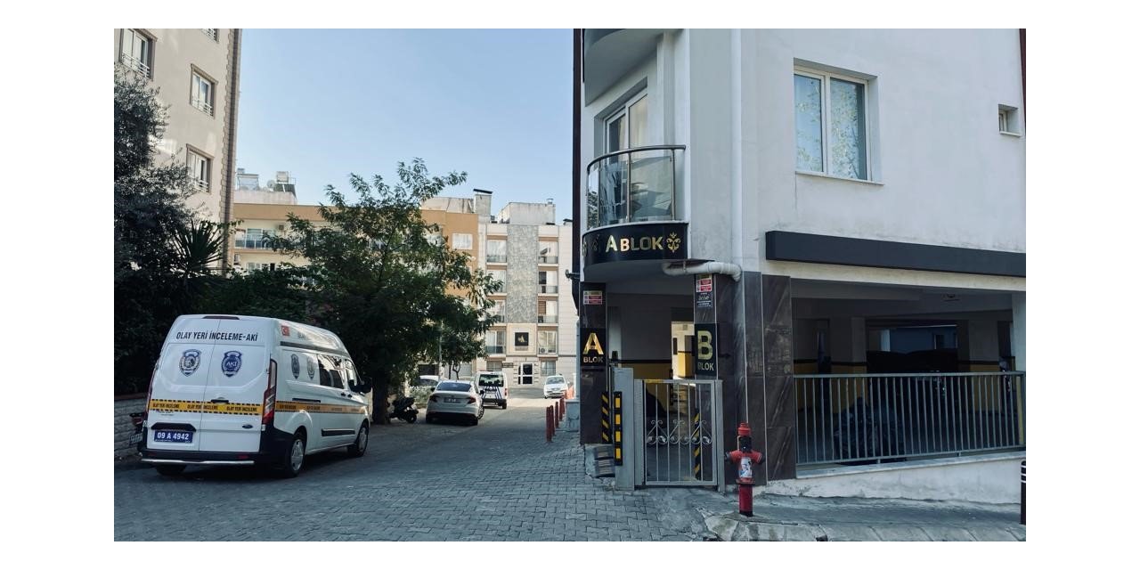 19 yaşındaki Egehan yalnız yaşadığı evinde iple asılı halde bulundu