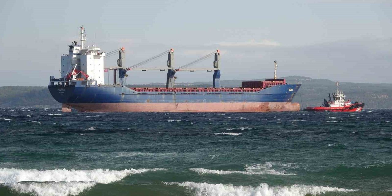 Çanakkale Boğazı’nda genel kargo gemisi makine arızası yaptı