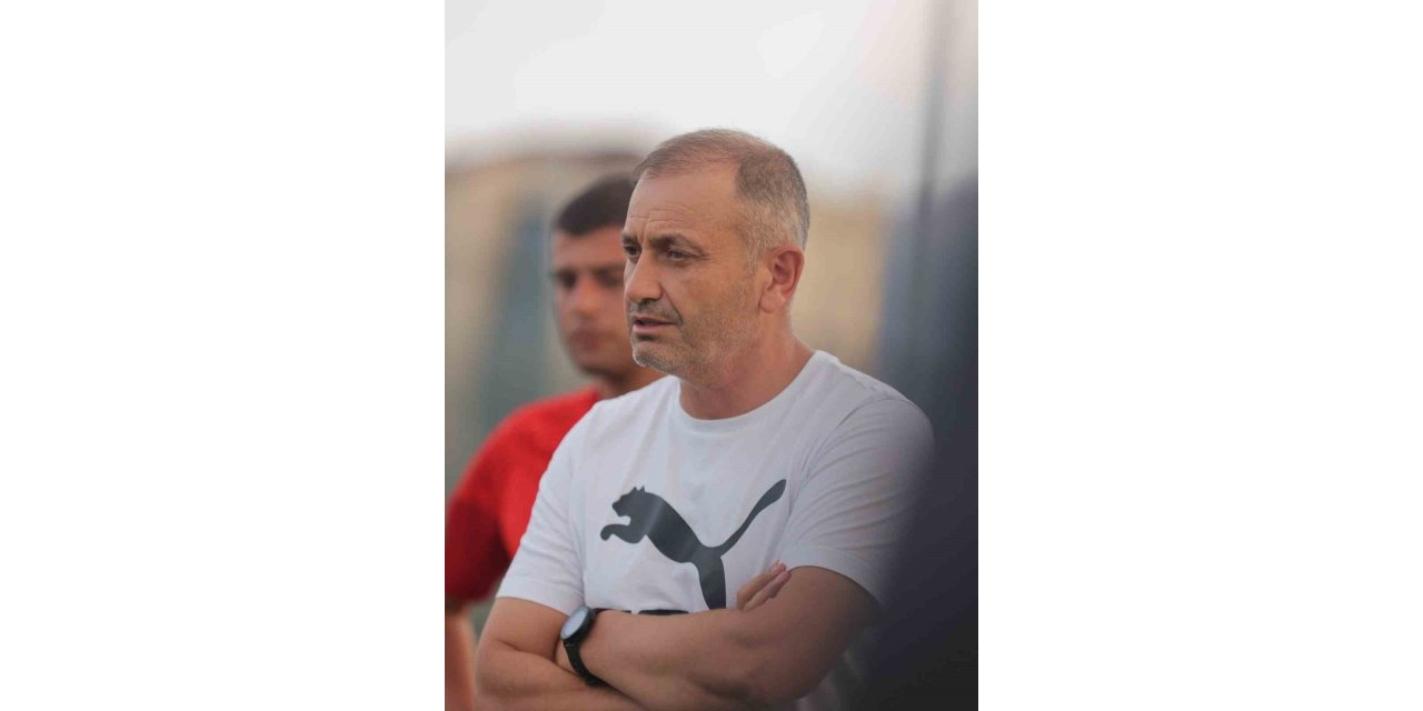 Efeler 09 SFK Teknik Direktörü Kanber: "Önemli bir galibiyet aldık"