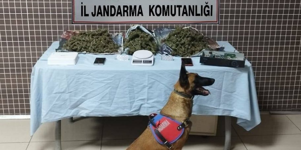 Mersin’de uyuşturucu operasyonu: 4 gözaltı