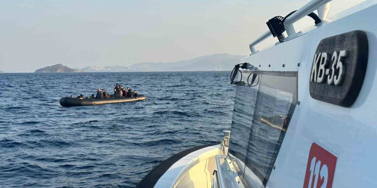 Bodrum’da 35 düzensiz göçmen kurtarıldı