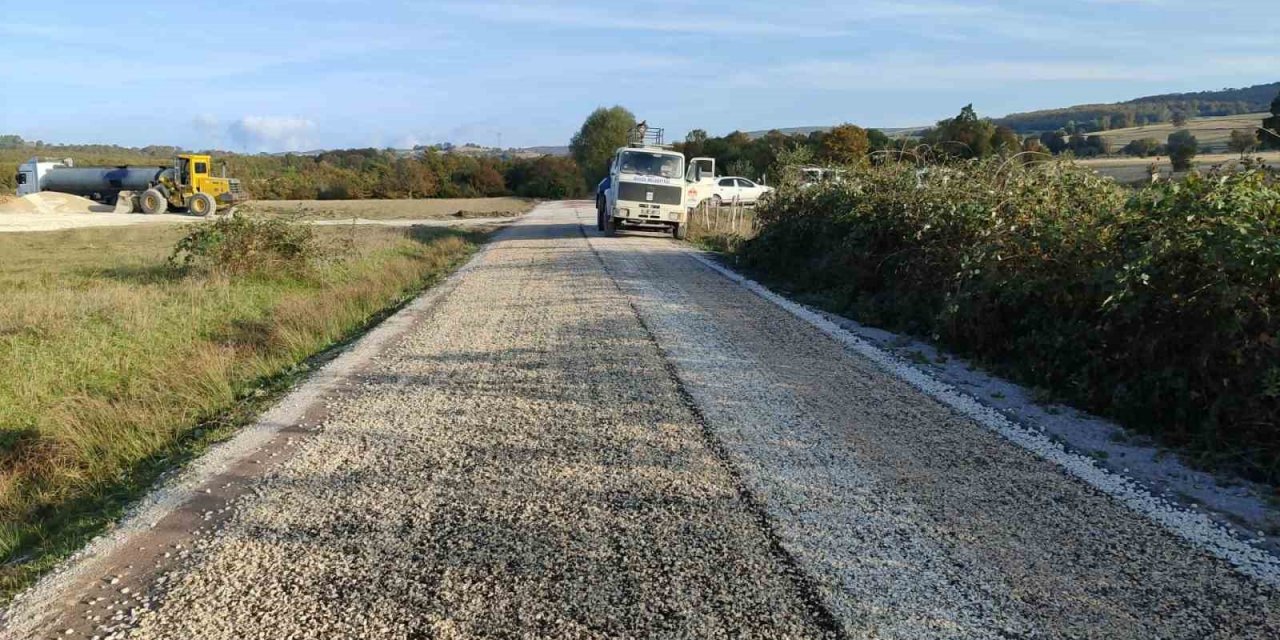 Özdemir: “Kırsal mahallelerimizde hayat standartlarını yükseltmek için çalışıyoruz”