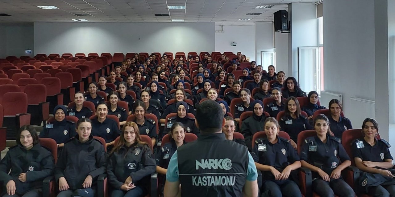 PMYO öğrencilerine "En İyi Narkotik Polisi Anne" eğitimi