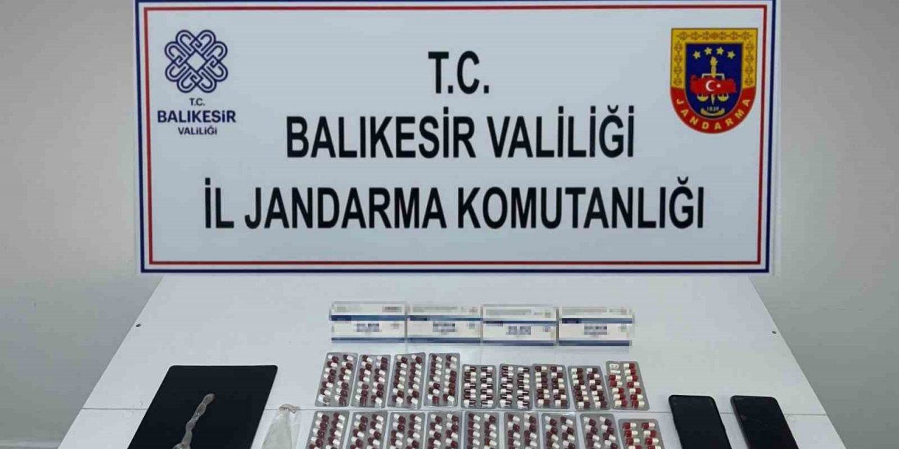 Edremit’te uyuşturucu operasyonu: 3 gözaltı