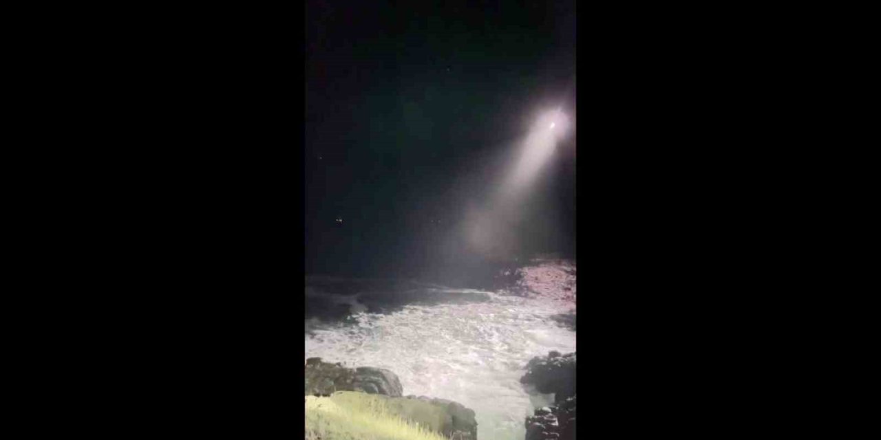 Balık tutmak için gittikleri denizde kayboldular