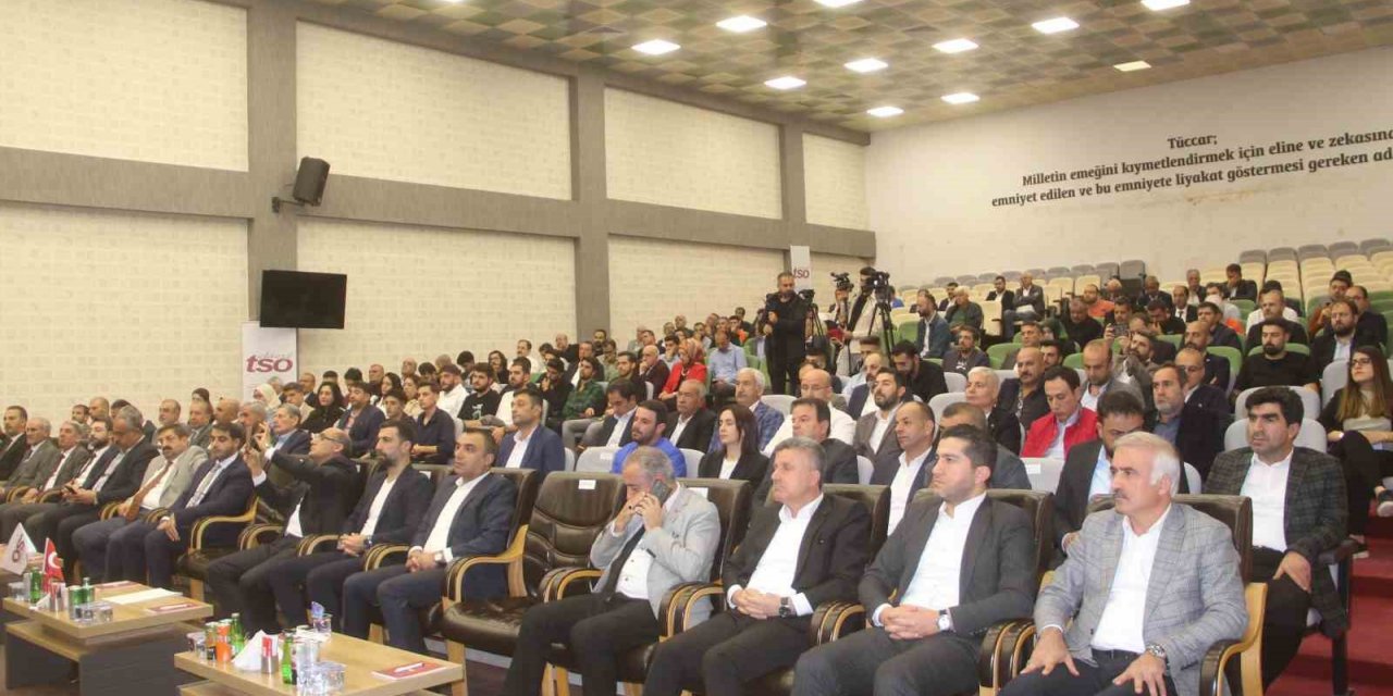 Elazığ’da Akıllı Şehirler ve Akıllı Belediyecilik Uygulamaları Paneli düzenlendi