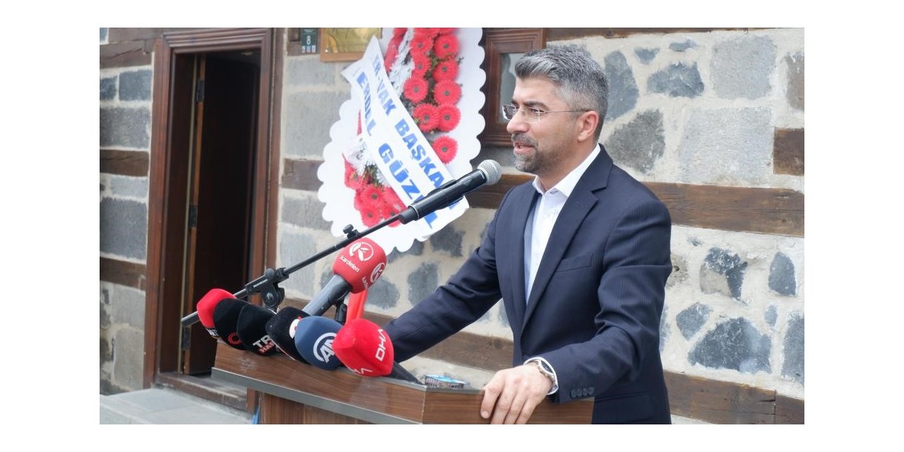 Küçükoğlu; “Köklerimizden asla kopmayacağız”