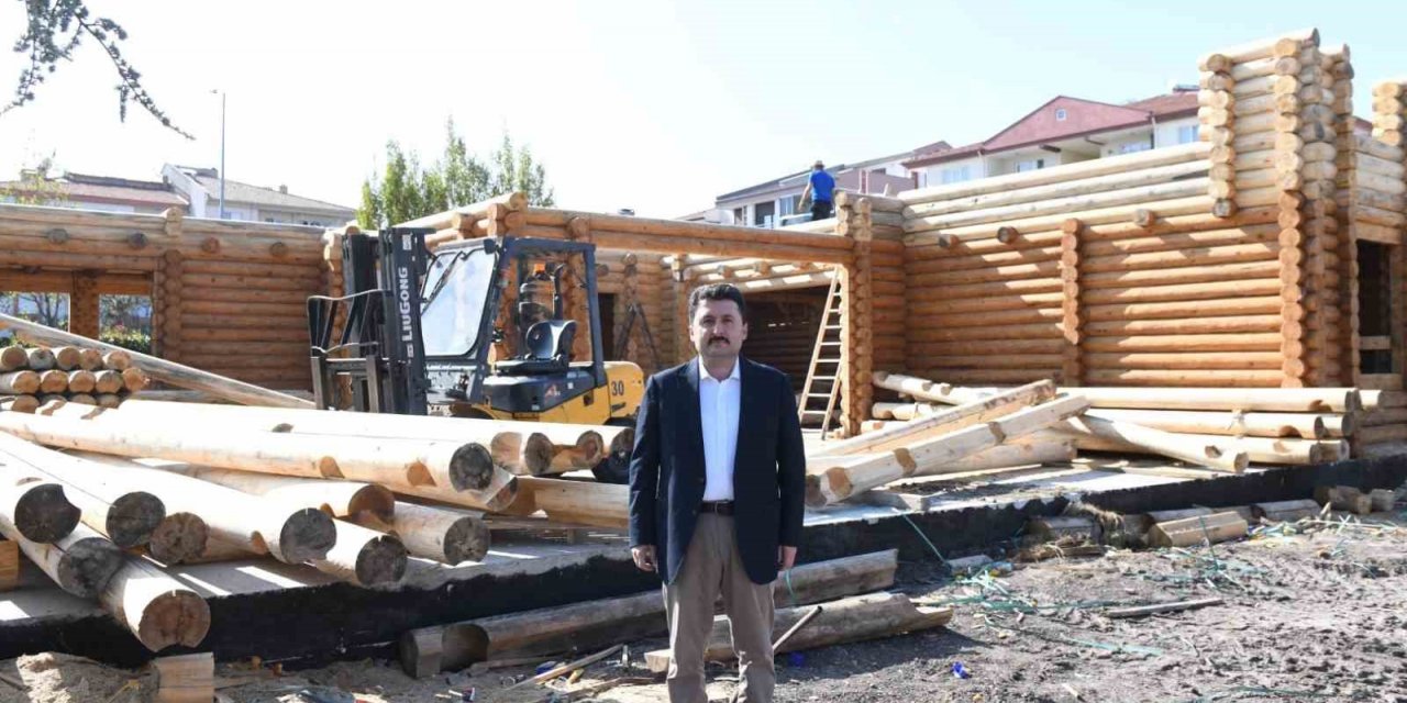 Atatürk Yaşam kompleksi 7’den 70’e herkese hitap ediyor