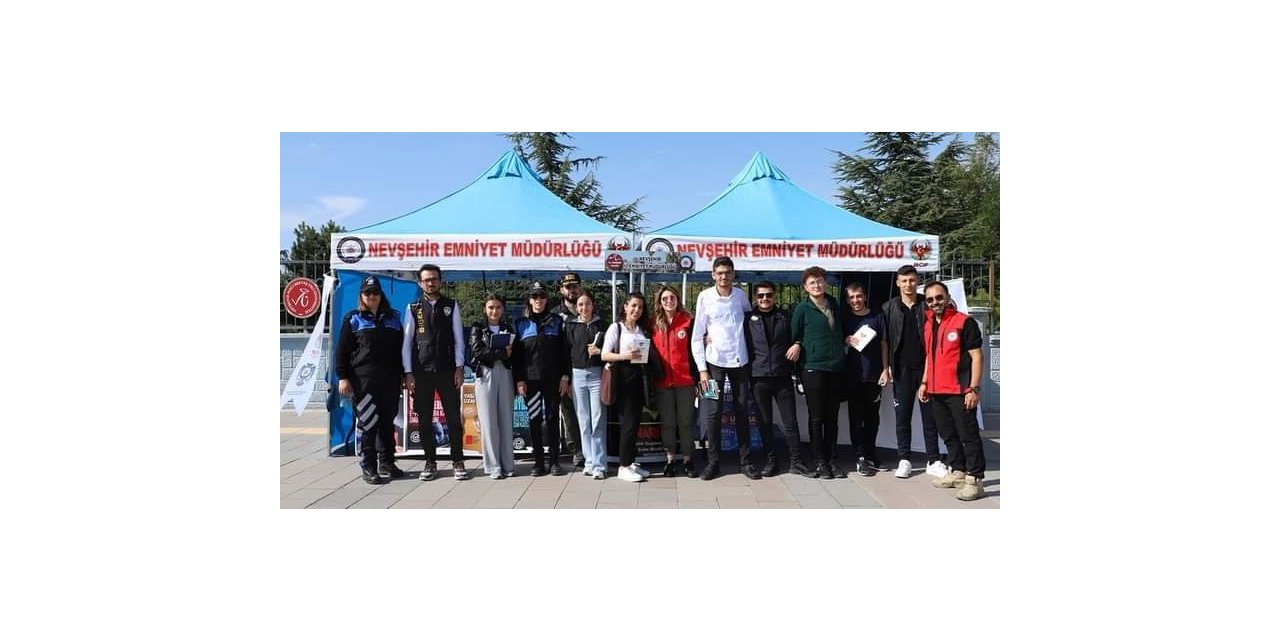 NEVÜ’de “El Ele Güvenli Geleceğe” bilgilendirme standı