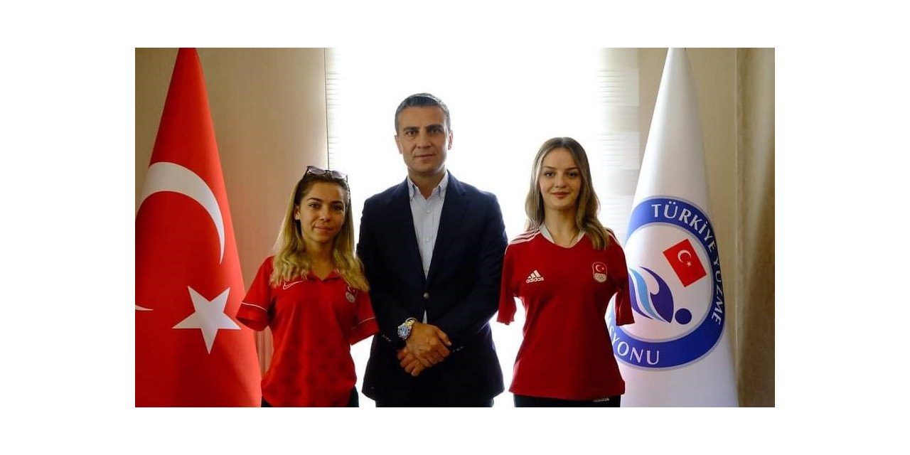 Türkiye Yüzme Federasyonu Başkanı Erkan Yalçın, Sevilay Öztürk ve Sümeyye Boyacı ile bir araya geldi