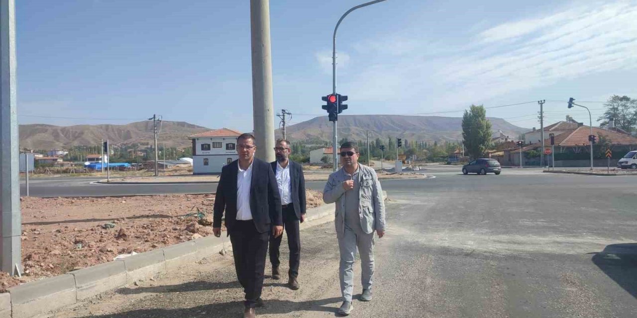 Başkan Dinçer: “Yeni bulvarımız şehrin trafik yükünü azaltacak”