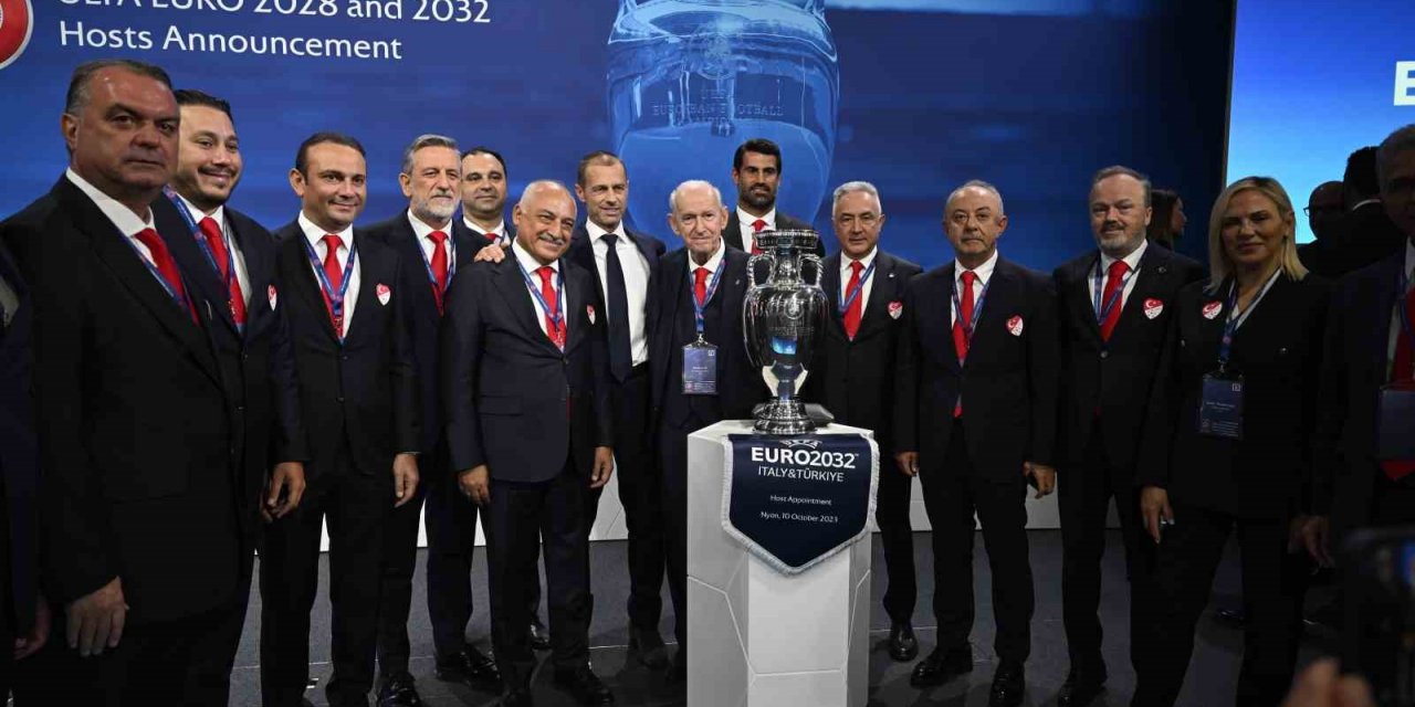 TFF Başkanı Büyükekşi: "100. yılımızı Avrupa şampiyonası ile taçlandırdık"