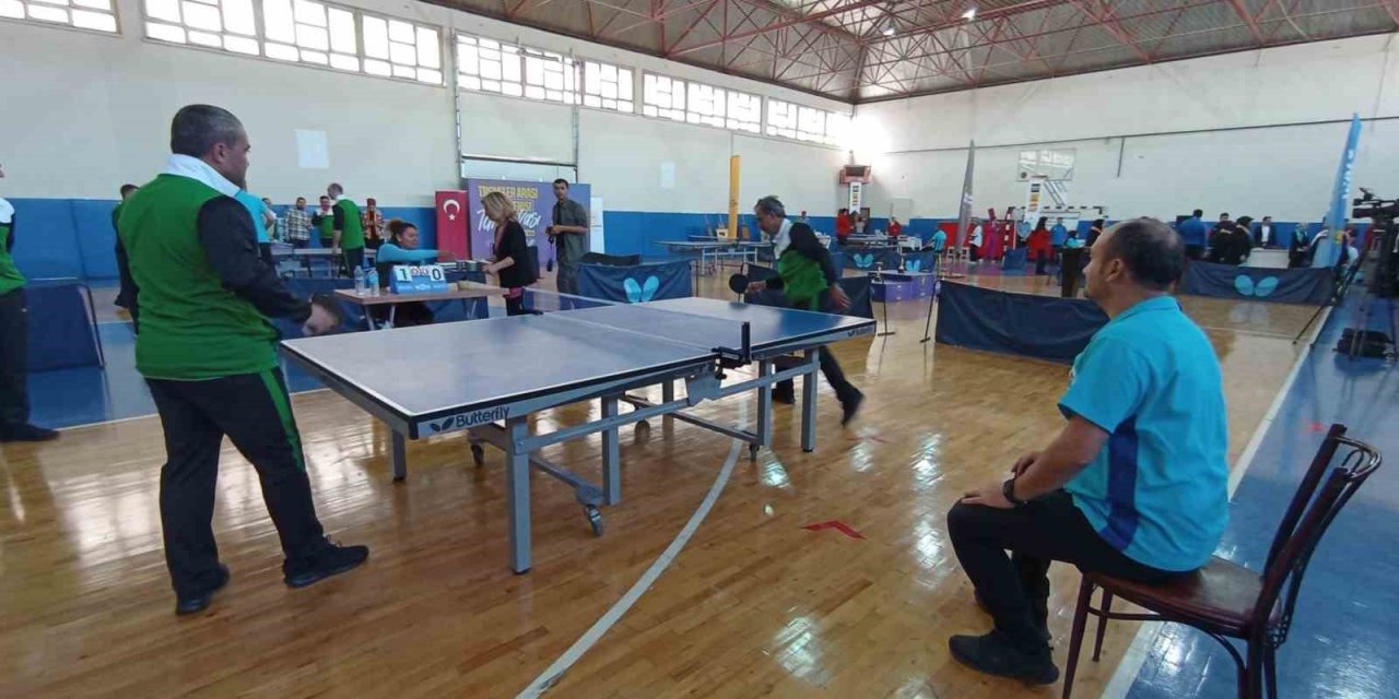 Toplum Ruh Sağlığı Merkezlerinde tedavi görenler turnuvada yarıştı