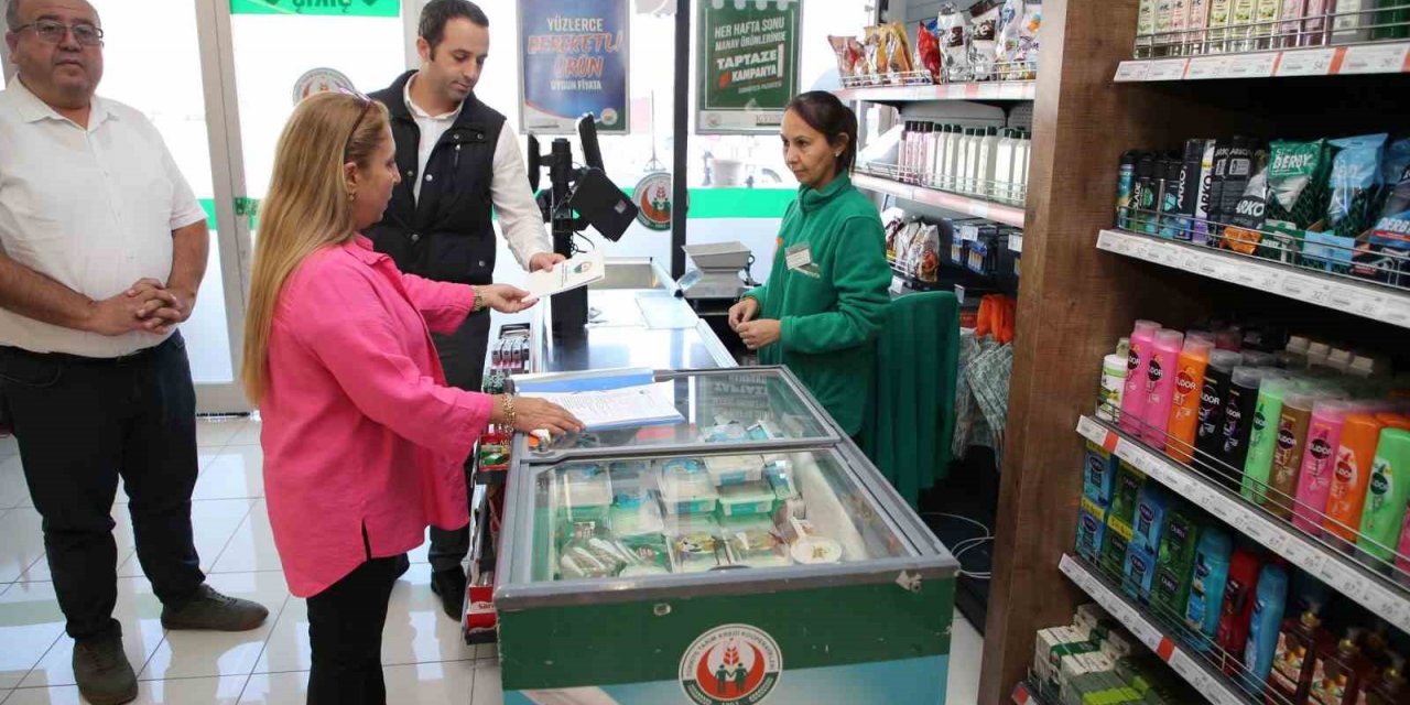 Gölbaşı Belediyesi ekipleri ilçede ruhsat denetiminde bulundu