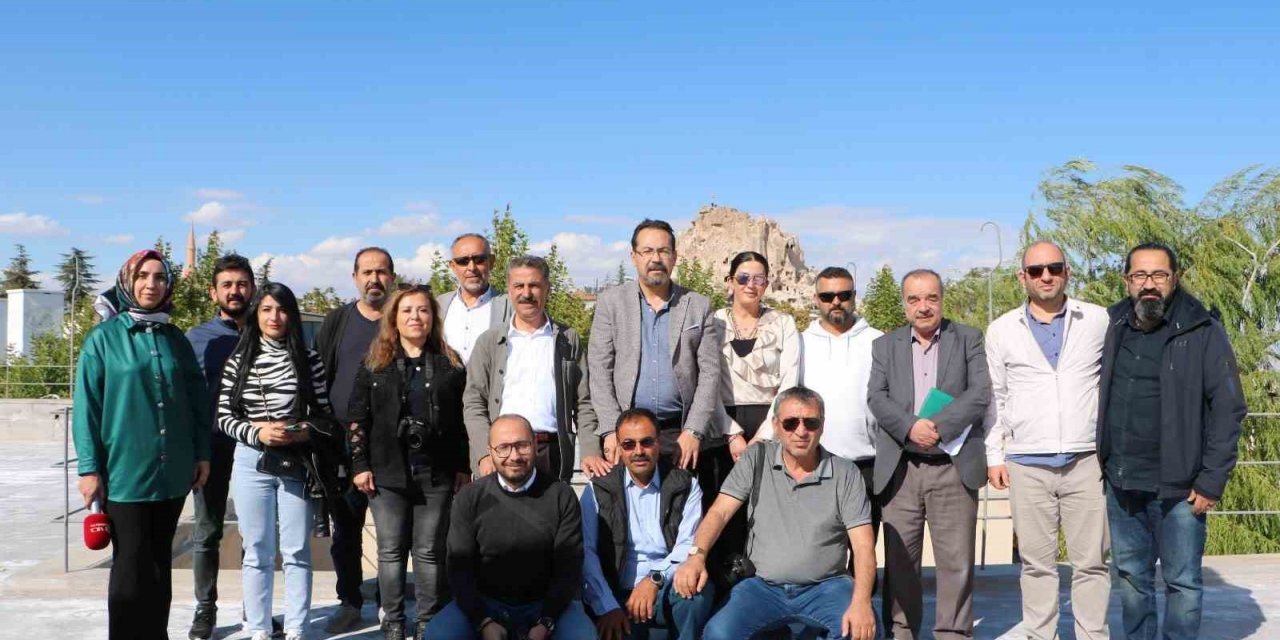 Başkan Süslü, yatırımları gazeteciler ili birlikte gezdi