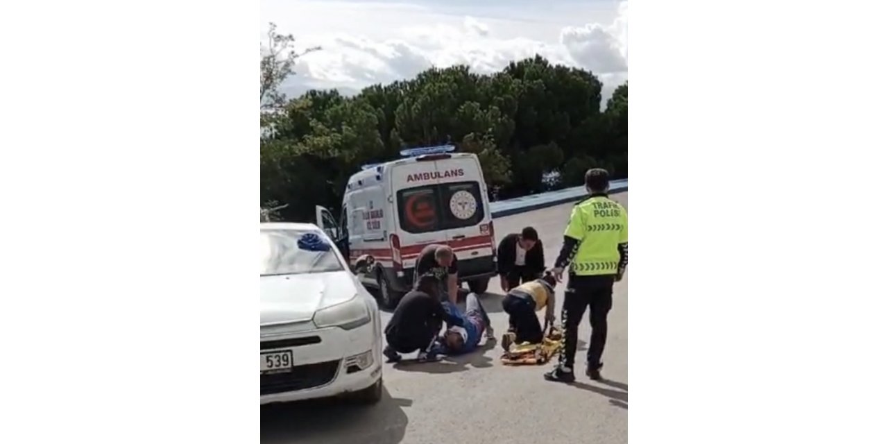 Elektrikli bisikletle otomobil çarpıştı: 1 yaralı