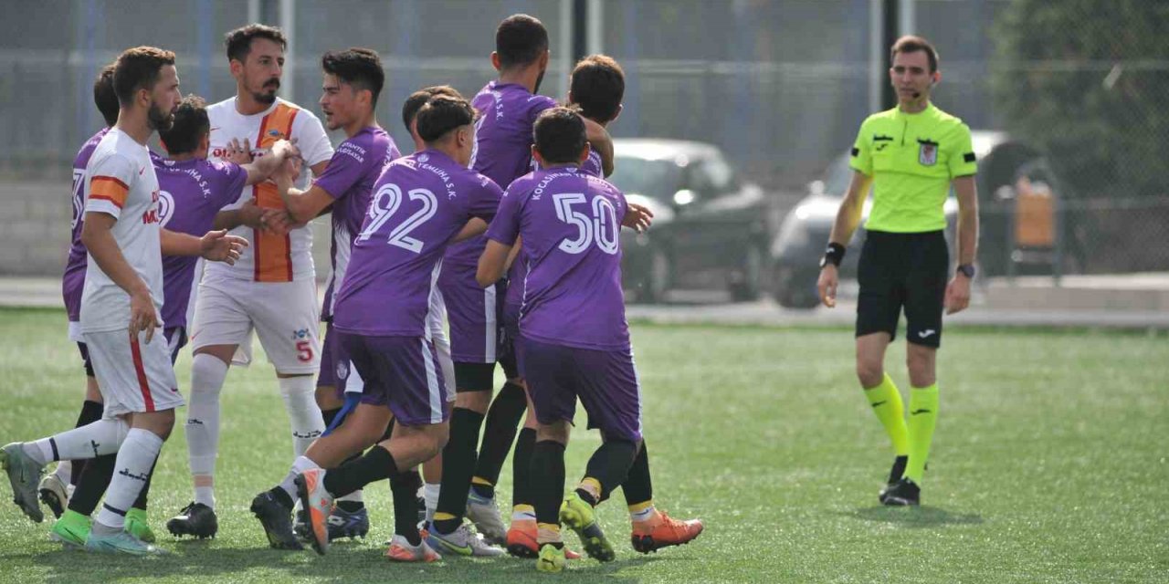 Amatör kümenin ilk haftasında 6 kırmızı kart çıktı