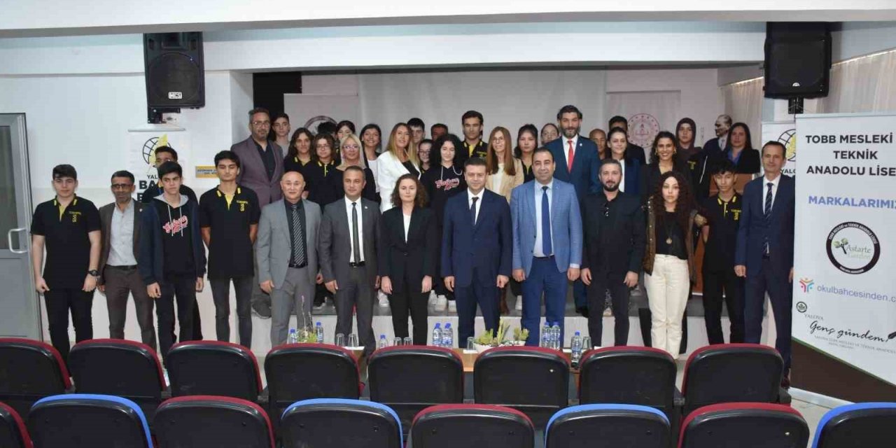 Yalova Basın Birliği lisede ilk dersini verdi