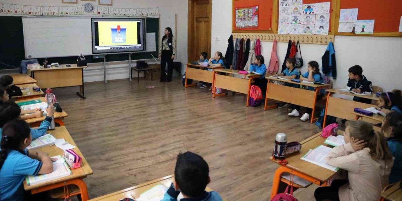 Menteşe Belediyesi’nden miniklere iklim değişikliği eğitimi