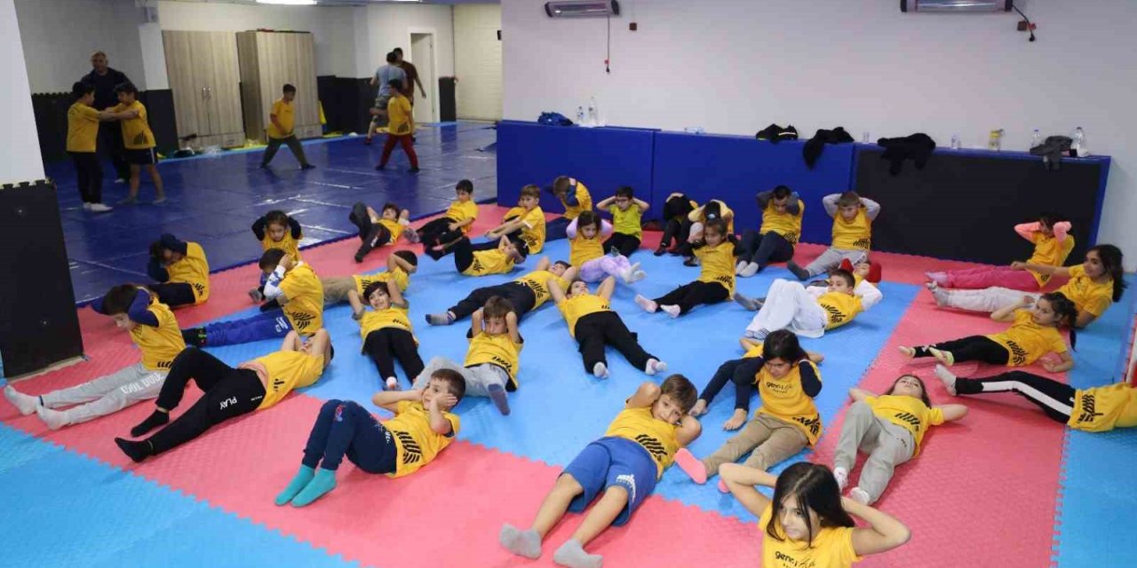 Kış spor okullarında eğitim başladı