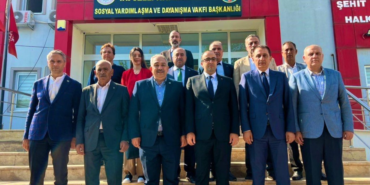 AK Parti Gaziantep’ten Yavuzeli ve Araban’da miting havasında toplantı