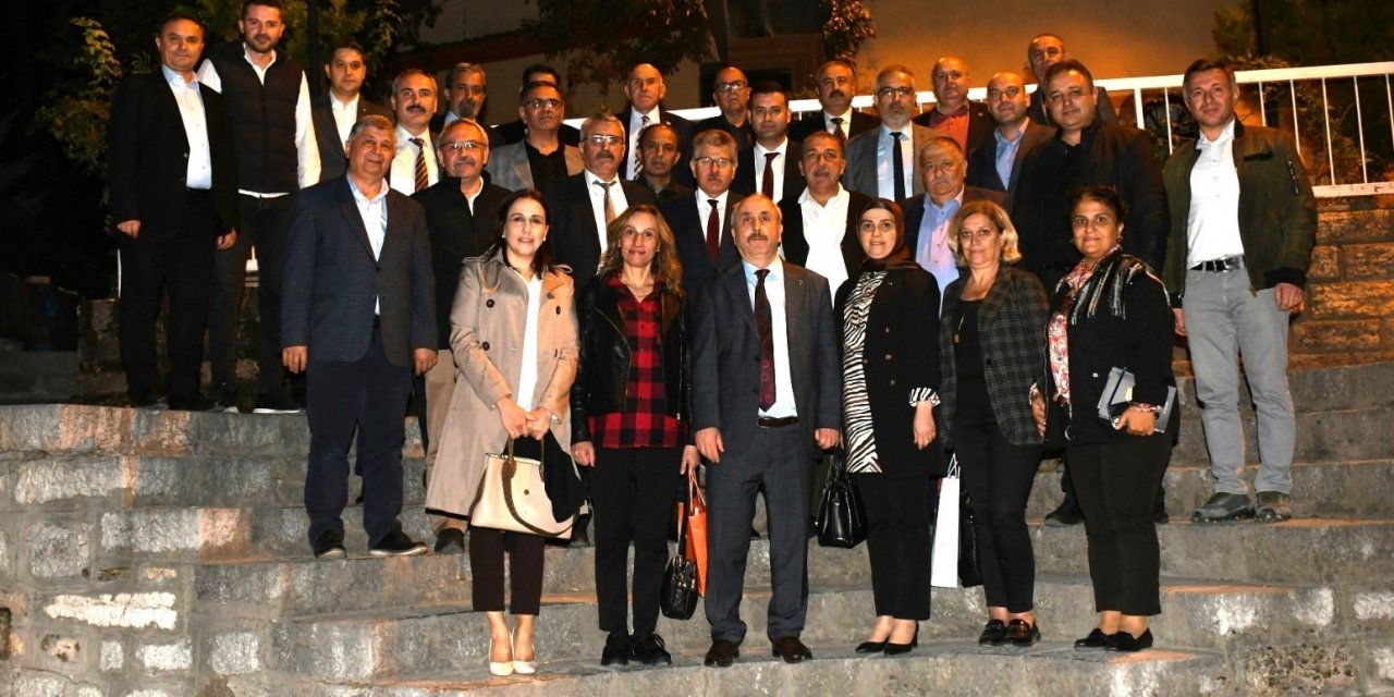 Başkan Çelik: “En önemli görevimiz vatandaşa hizmet”