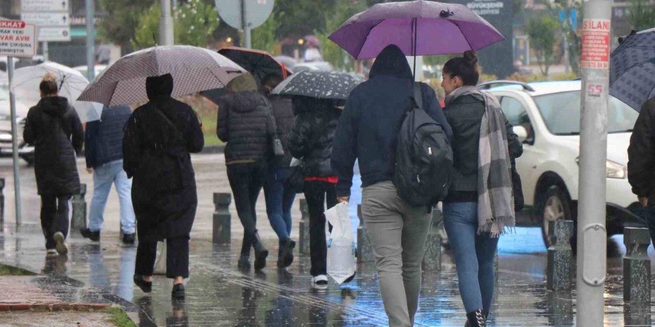 AKOM: Konya’da Hafta Sonu Sağanak Yağış Etkili Olacak