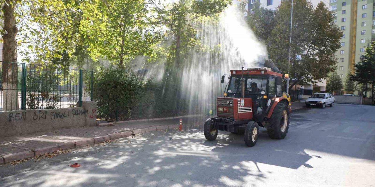 Talas’ta okul çevrelerinde haşerat ilaçlaması