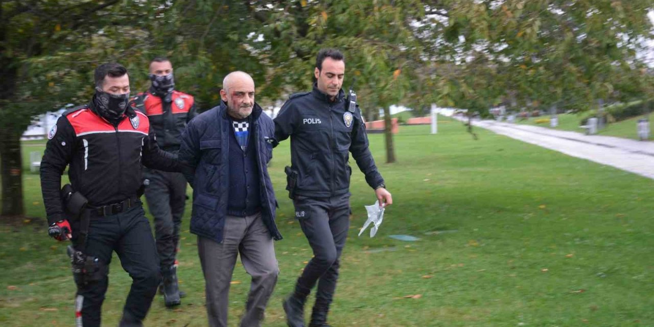 Eşini 12 bıçak darbesiyle yaralayan sanığın 18 yıldan 24 yıla kadar hapsi istendi