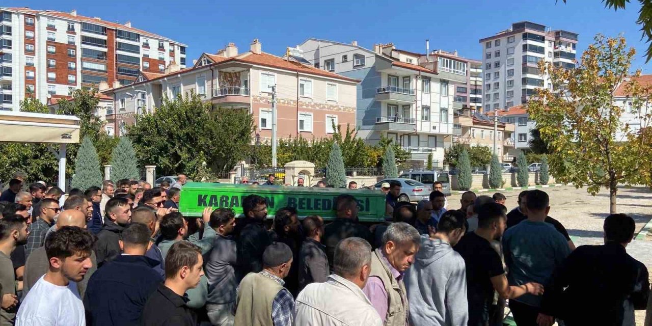 Motosiklet kazasında hayatını kaybeden sürücü toprağa verildi