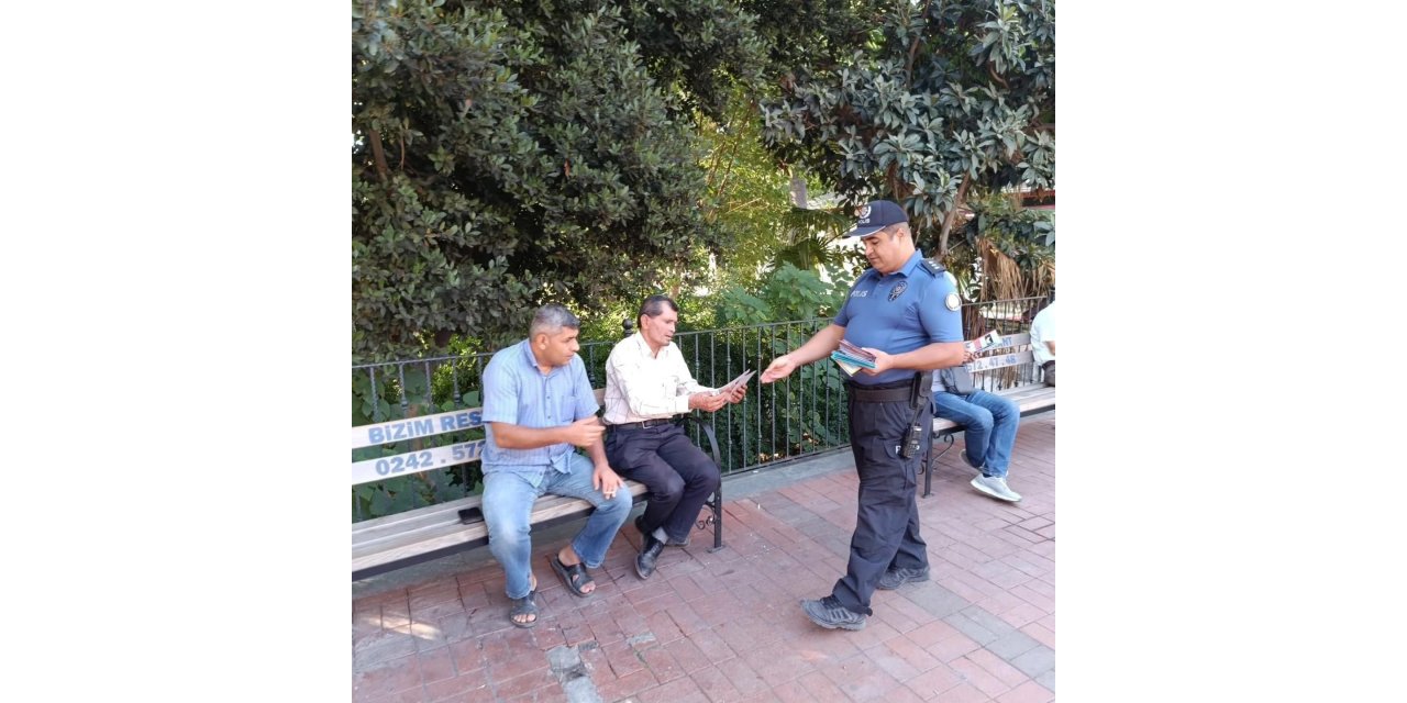 Dolandırıcılığa karşı broşürlü uyarı