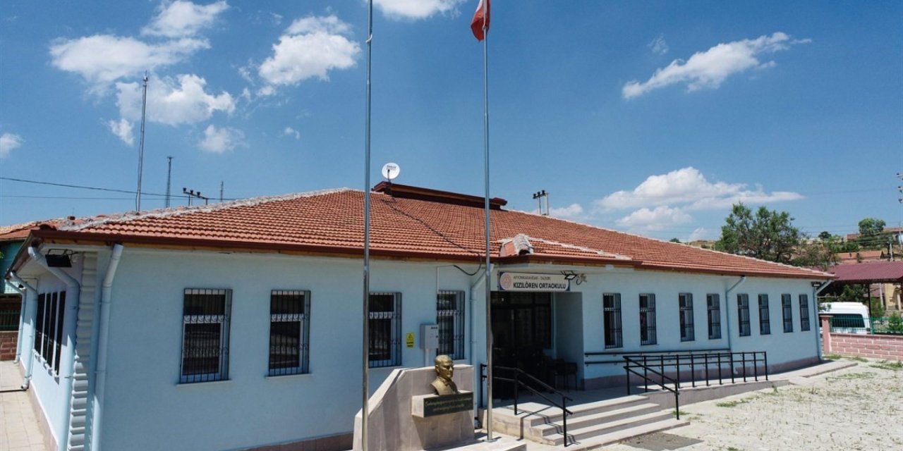 Afyonkarahisar’da 42 okulun yapım işi devam ediyor