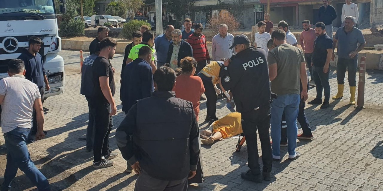 Kamyonun çarptığı yaya ağır yaralandı