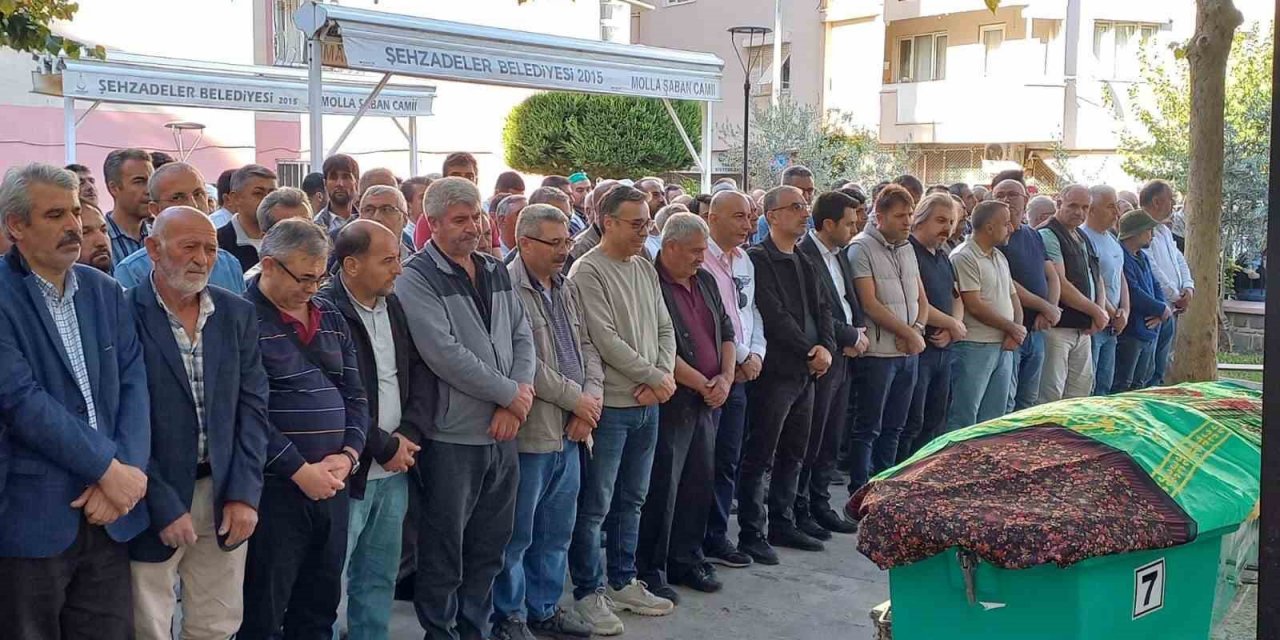 Manisalı gazeteci Öztürk’ün acı günü