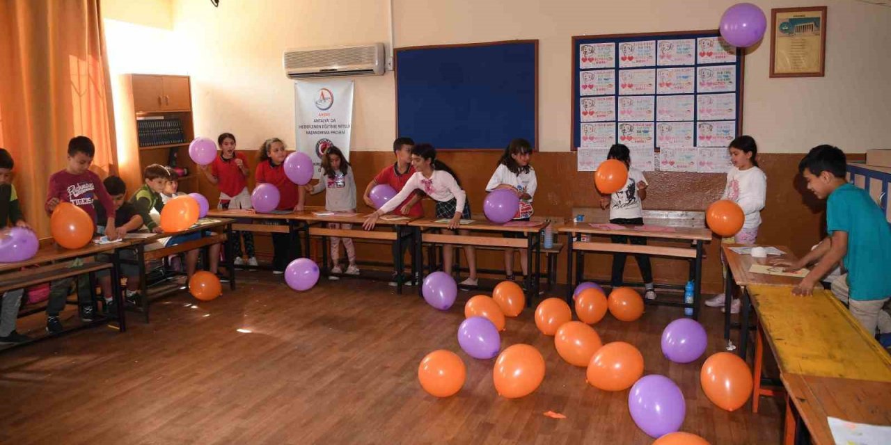 Çocuklara oyunla farkındalık eğitimi verildi