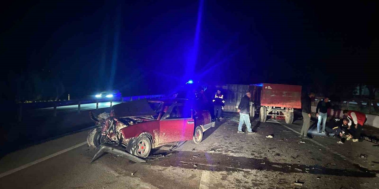 Susurluk’ta trafik kazasında 3 kişi yaralandı