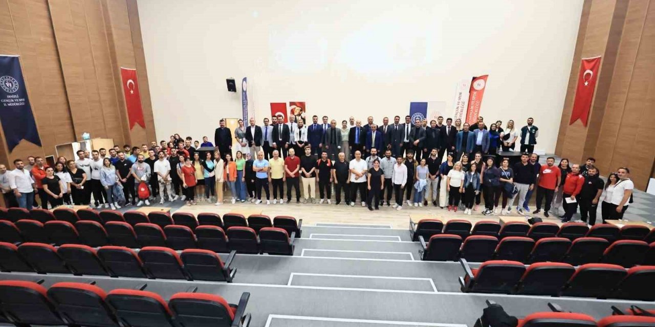 Denizli’de antrenörler yeni sezona hazır