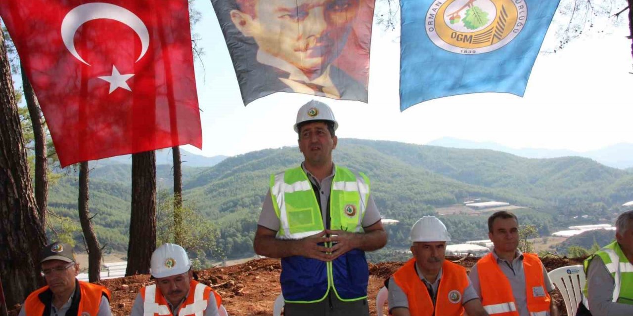 Antalya’da orman personeline uygulamalı eğitim verildi