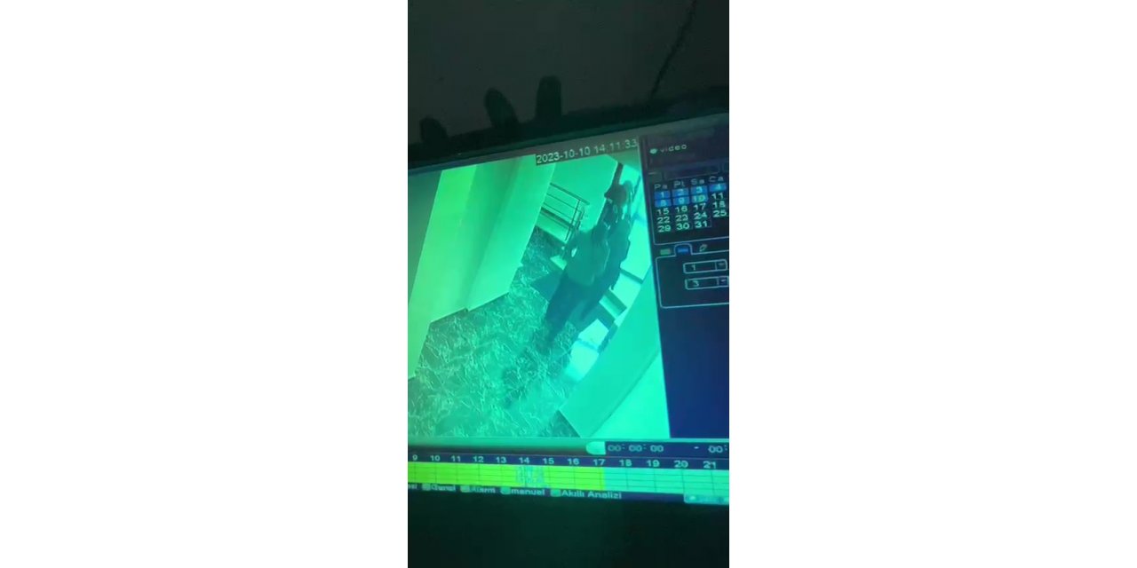 160 bin lira değerinde para ve altın çaldığı iddia edilen kadın hırsızlar güvenlik kamerasına yakalandı