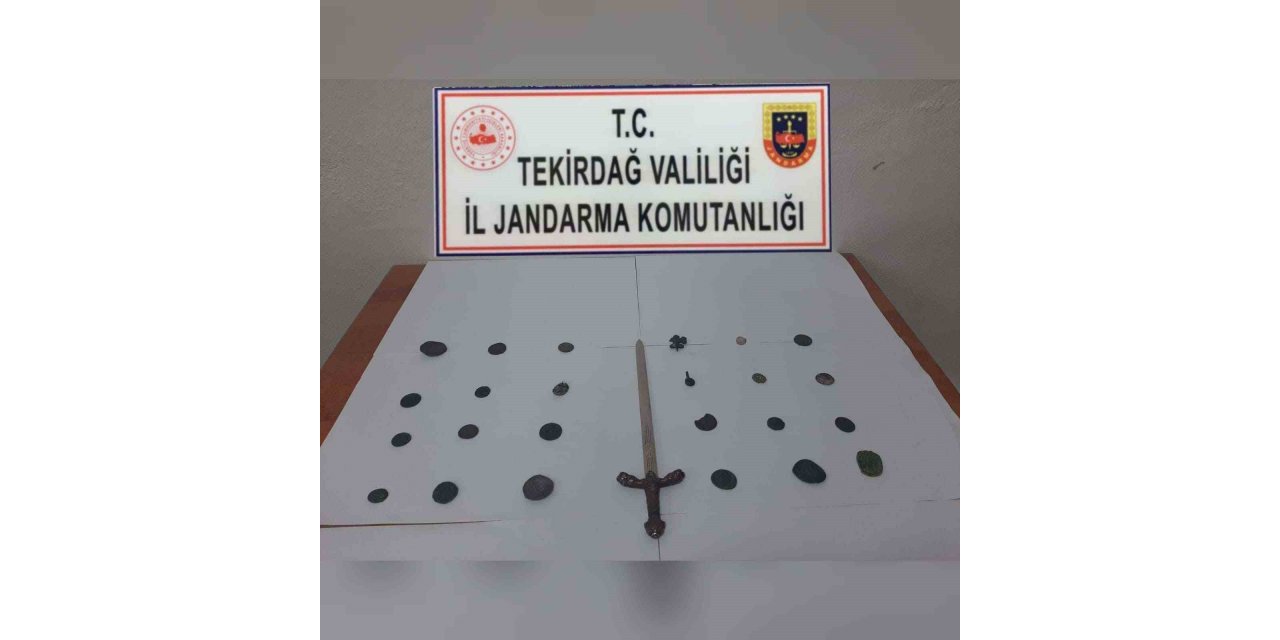 Tekirdağ’da sikke ve kılıç bulundu