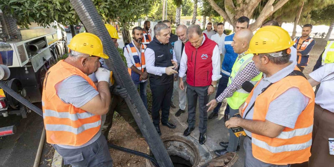 Başkan Seçer, MESKİ’nin altyapı çalışmalarını yerinde inceledi