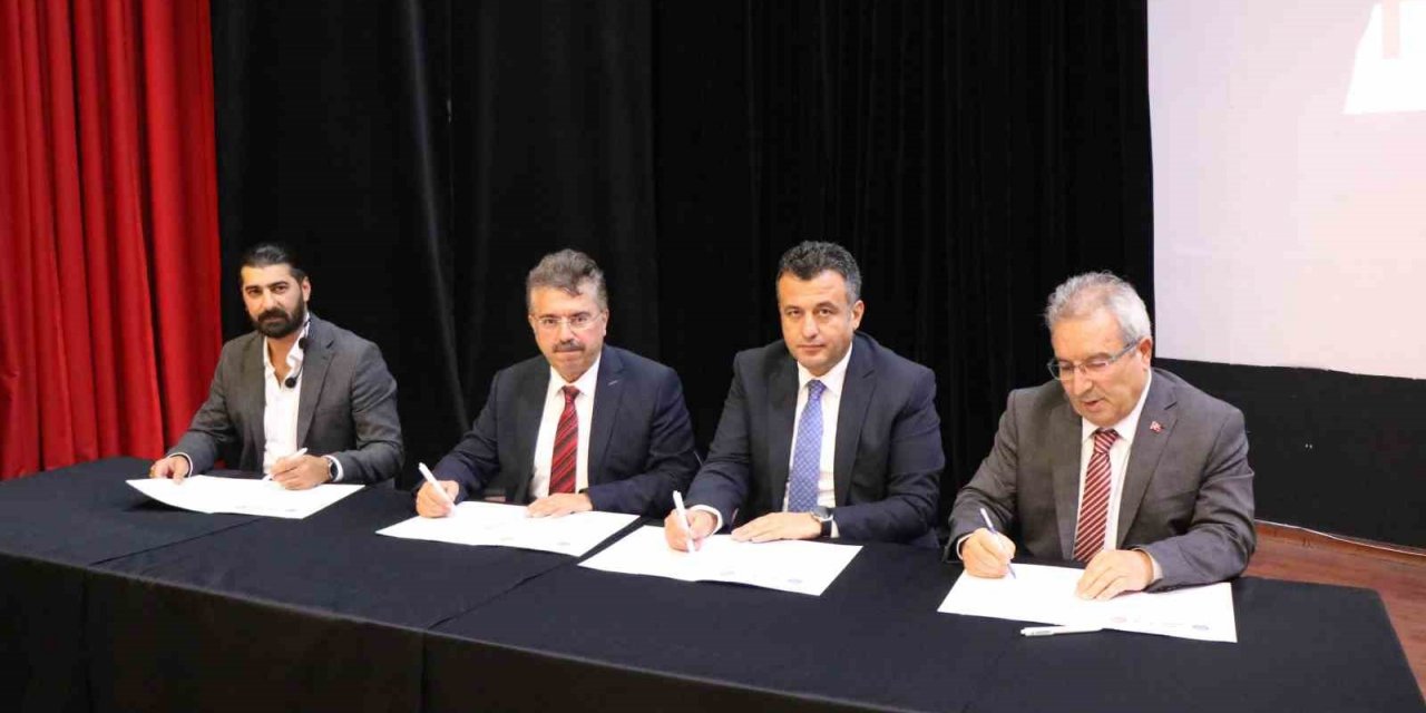 Çocuklar yabancı çizgi film karakterleri yerine ’yerli ve milli kahramanları’ öğrenecek