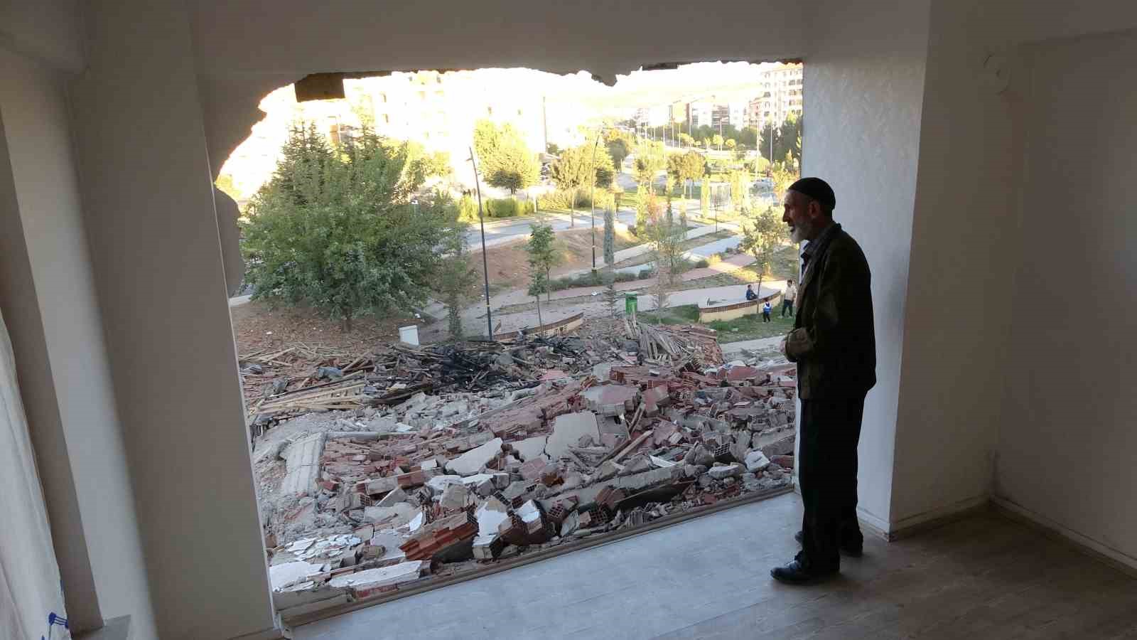 Hatalı yıkım, sağlam binada hasara neden oldu