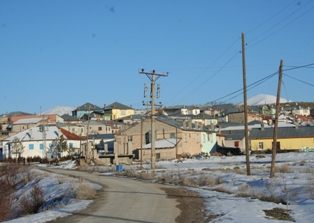 Evler kaldırım oldu!