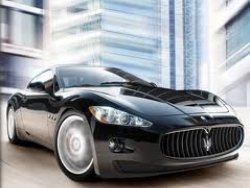 Maserati uçuşa geçti